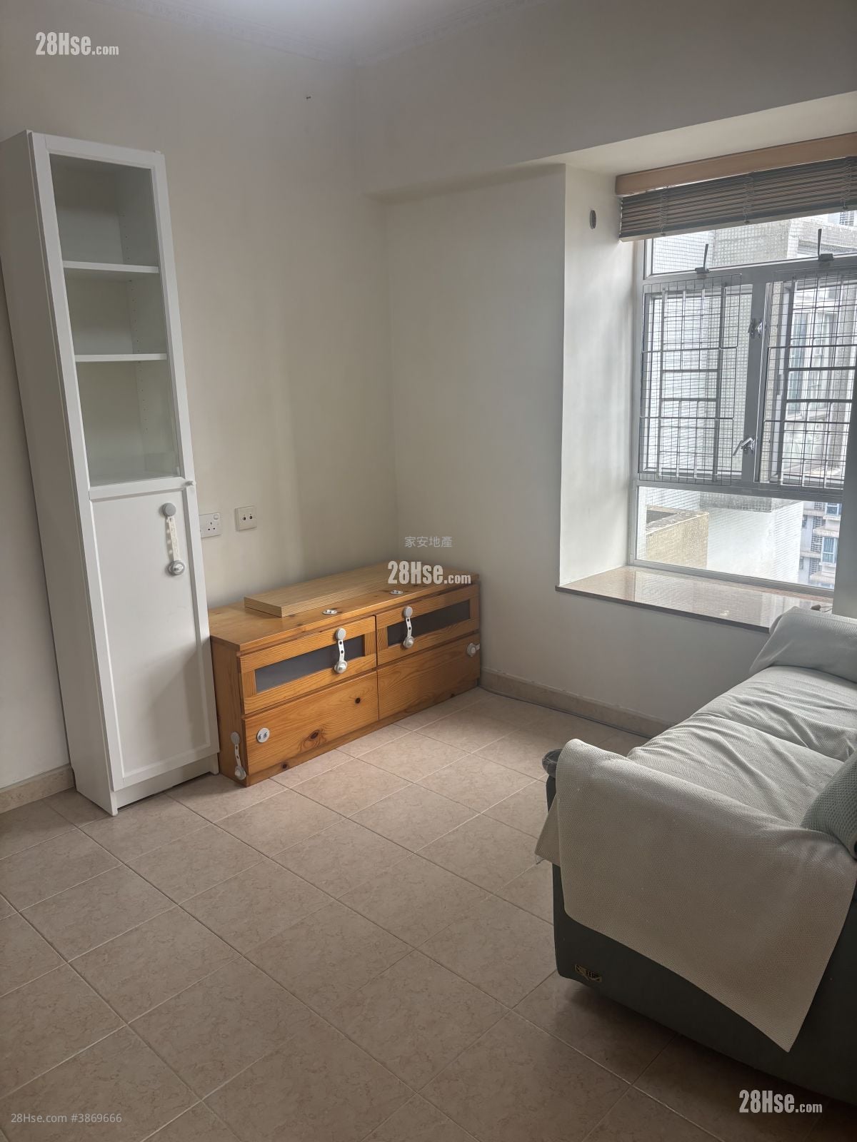 Kin Fai Building Sell 2 Bedrooms , 1 Bathroom 344 ft²
