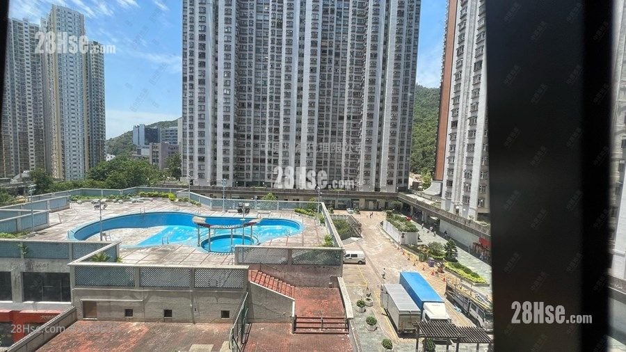 Mayfair Gardens Sell 2 Bedrooms , 1 Bathroom 329 ft²