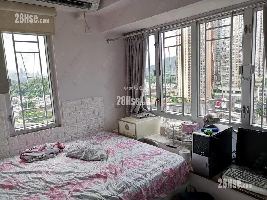 Shun Fung Building Sell 3 Bedrooms , 1 Bathroom 485 ft²