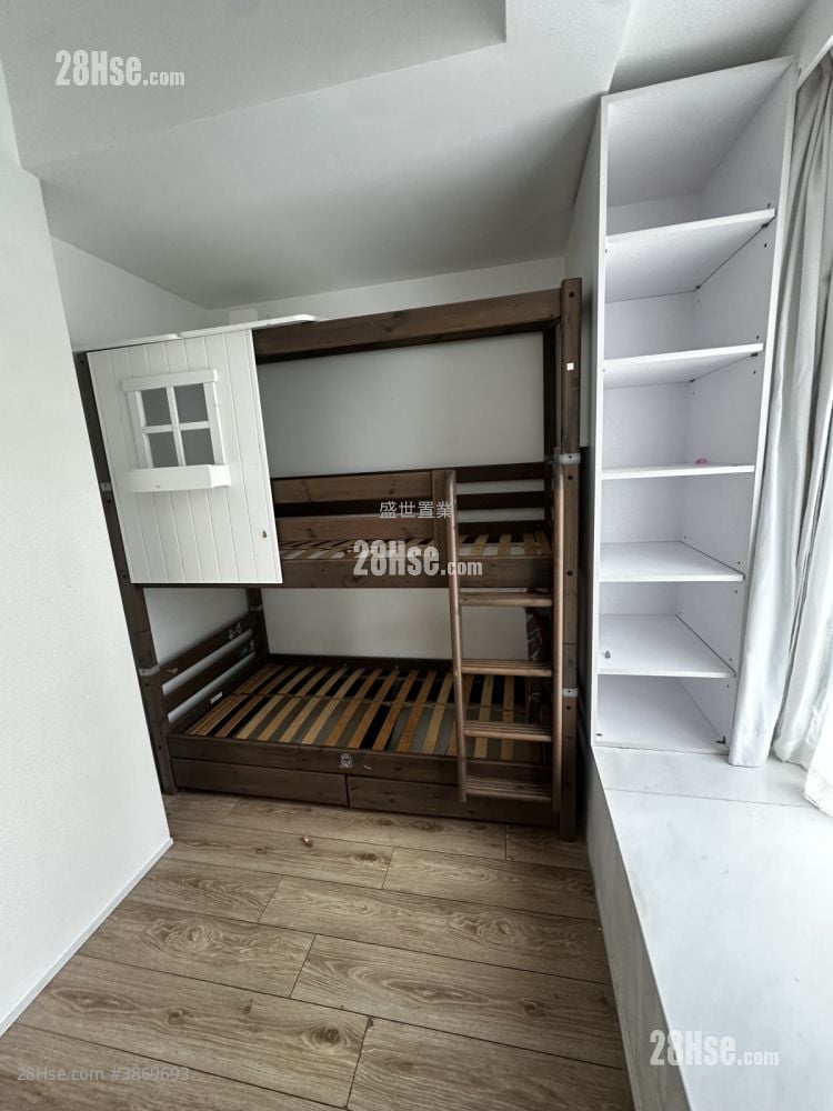 The Palazzo Sell 3 Bedrooms , 2 Bathrooms 940 ft²
