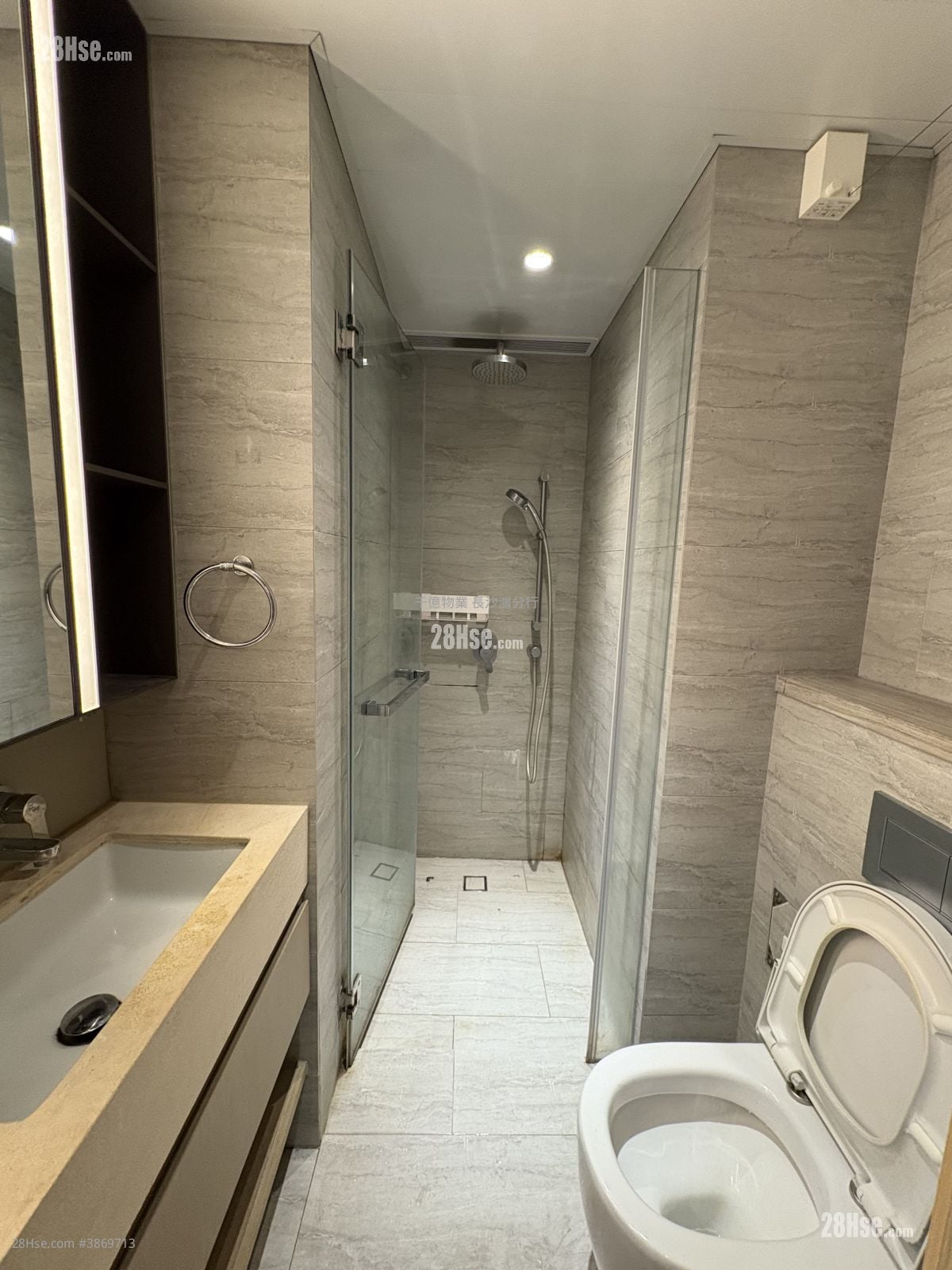 The Astro Rental 1 Bedroom , 1 Bathroom 238 ft²