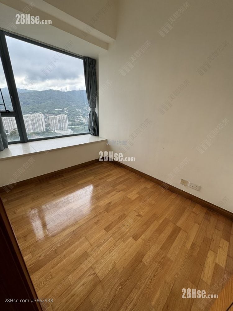 Primrose Hill Rental 3 Bedrooms , 1 Bathroom 622 ft²