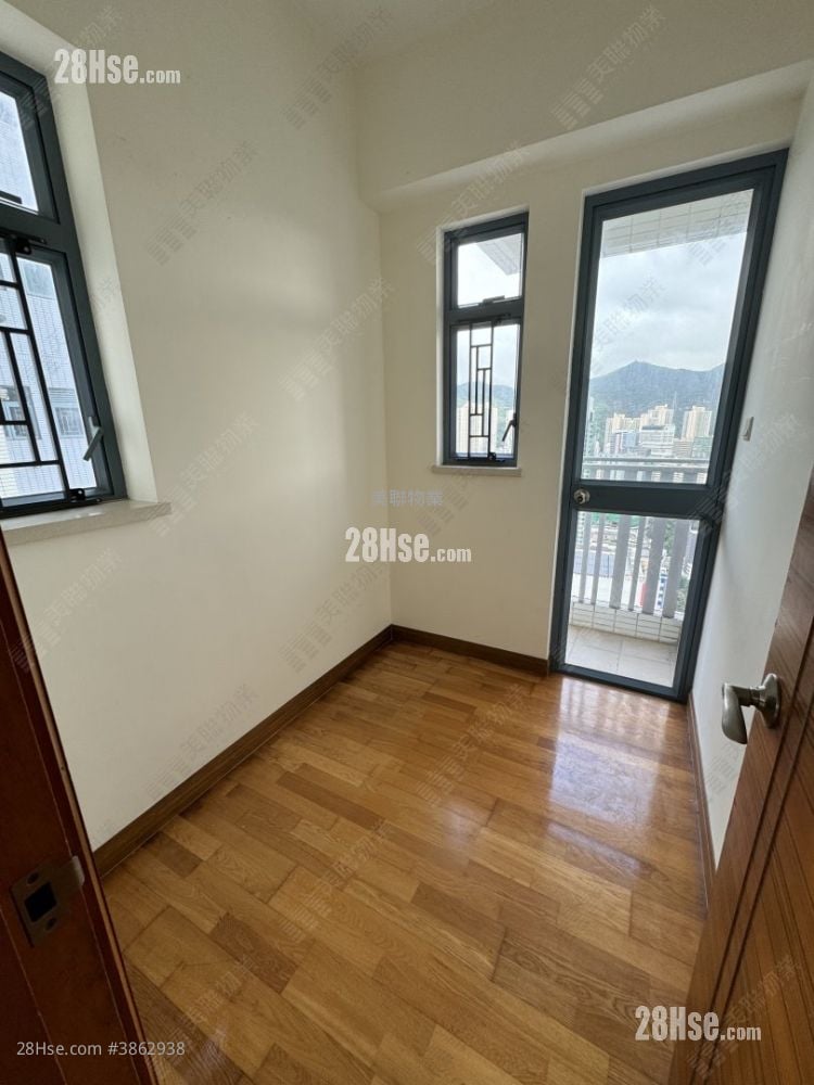 Primrose Hill Rental 3 Bedrooms , 1 Bathroom 622 ft²