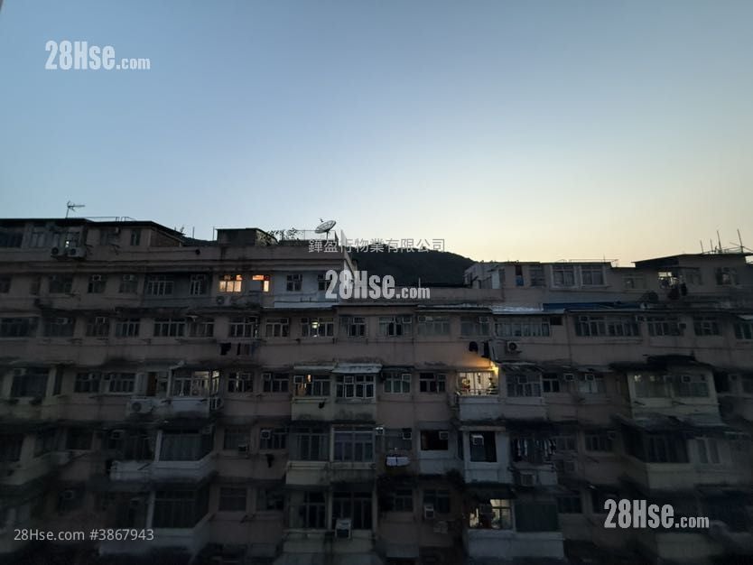 Yick Fat Building Rental 2 Bedrooms , 1 Bathroom 330 ft²