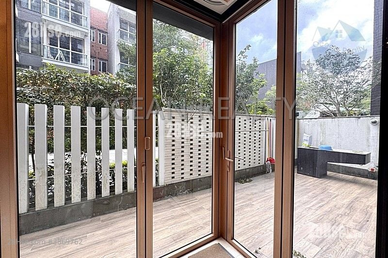 Mount Pavilia Rental 4 Bedrooms , 3 Bathrooms 1,699 ft²