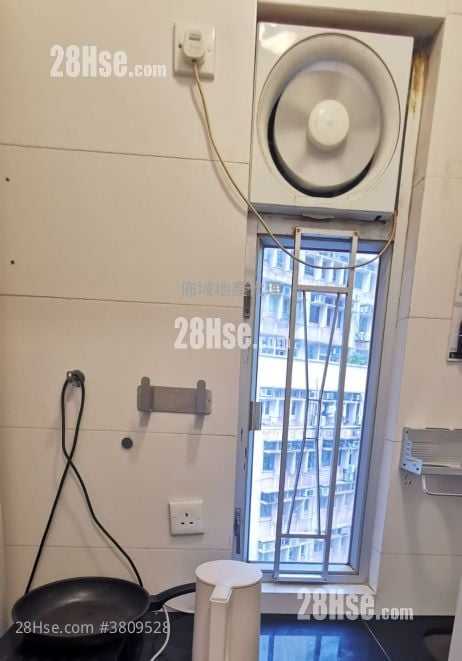Ko Shing Building Sell Studio , 1 Bathroom 178 ft²
