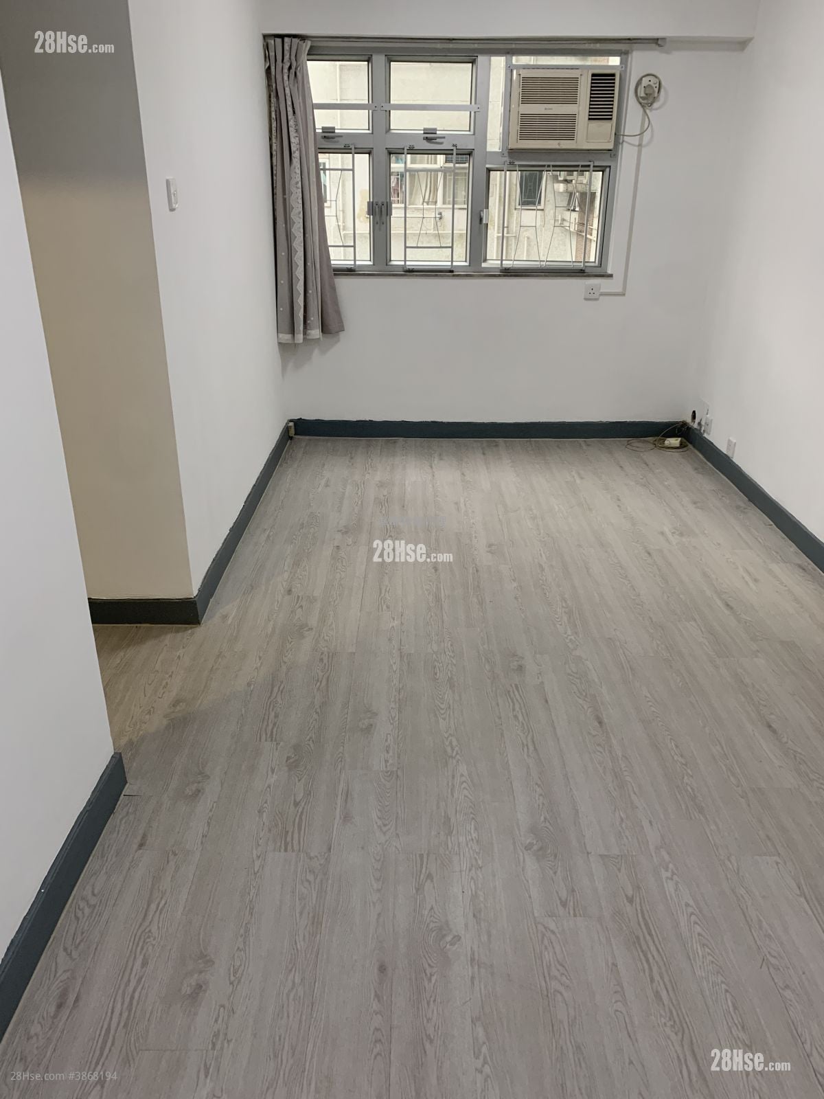 Wyler Gardens Rental 2 Bedrooms , 1 Bathroom 456 ft²