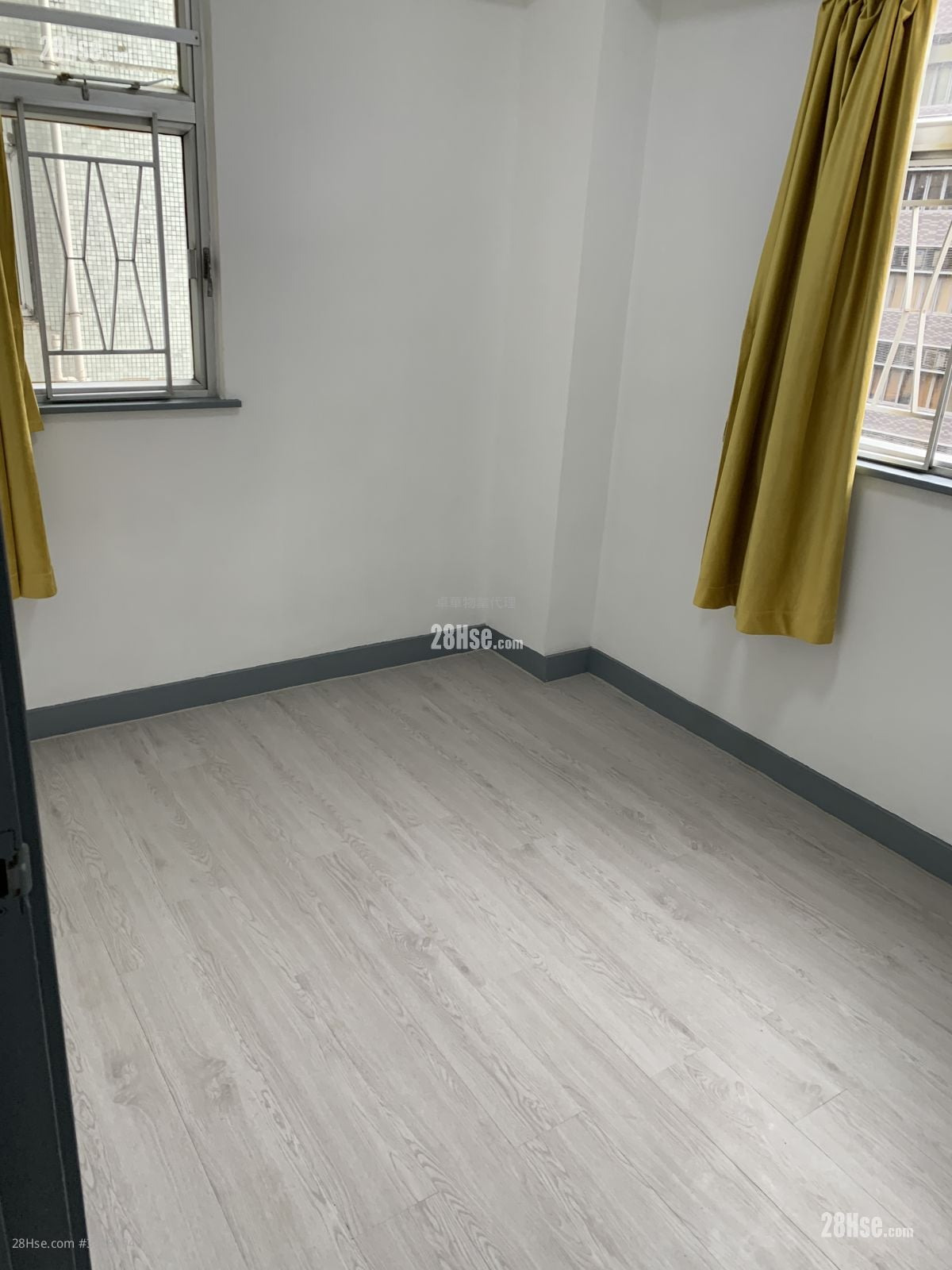 Wyler Gardens Rental 2 Bedrooms , 1 Bathroom 456 ft²