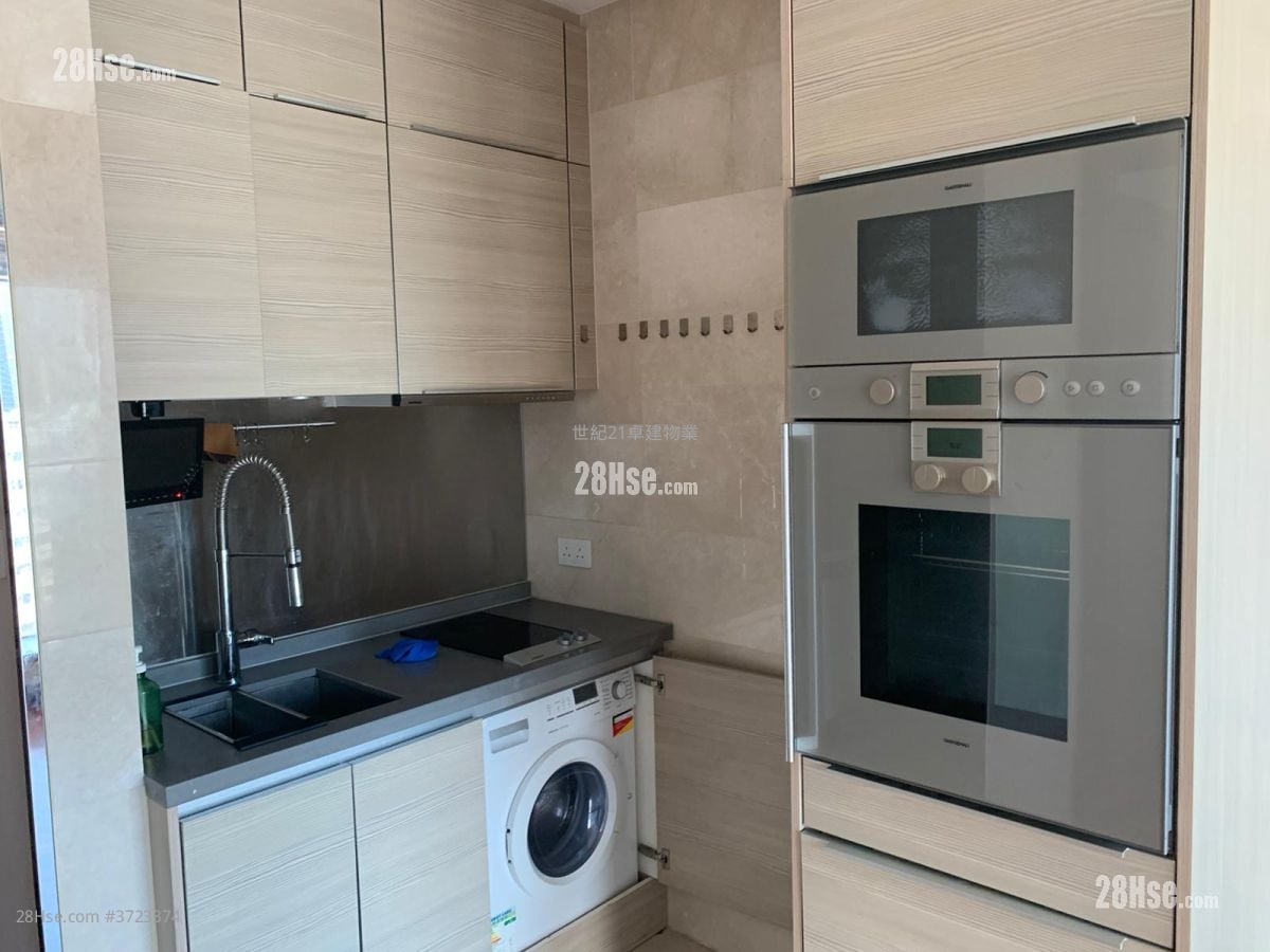 The Coronation Sell 1 Bedroom , 1 Bathroom 400 ft²