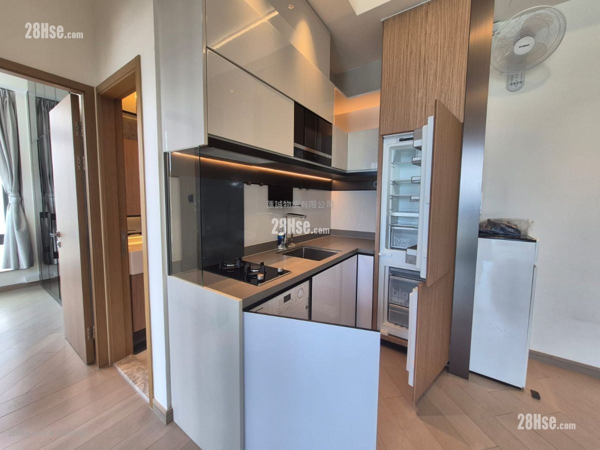 The Vantage Sell 2 Bedrooms , 1 Bathroom 391 ft²