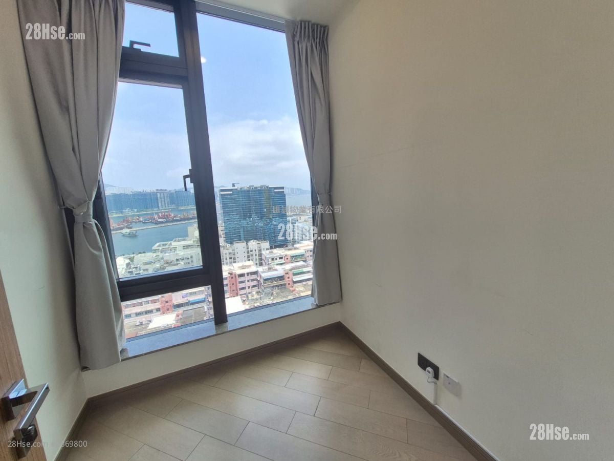 The Vantage Sell 2 Bedrooms , 1 Bathroom 391 ft²