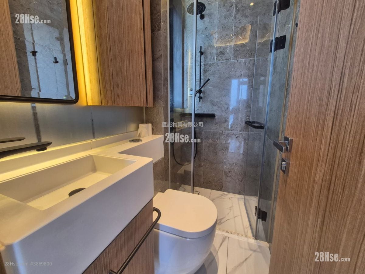 The Vantage Sell 2 Bedrooms , 1 Bathroom 391 ft²