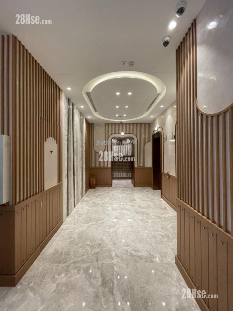The Vantage Sell 2 Bedrooms , 1 Bathroom 391 ft²