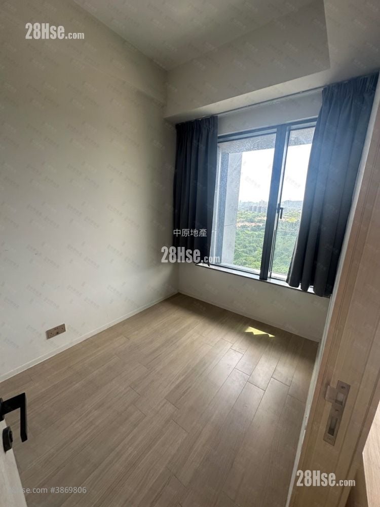 One Innovale Sell 1 Bedroom , 1 Bathroom 302 ft²