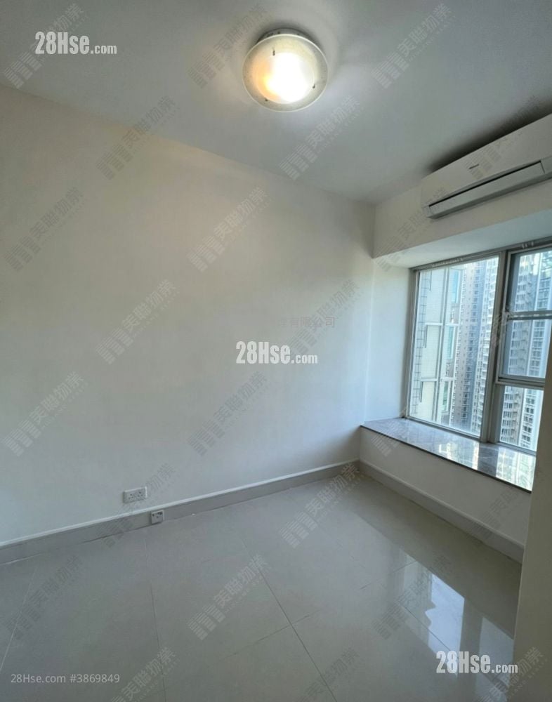 Le Prestige Rental 3 Bedrooms , 2 Bathrooms 728 ft²