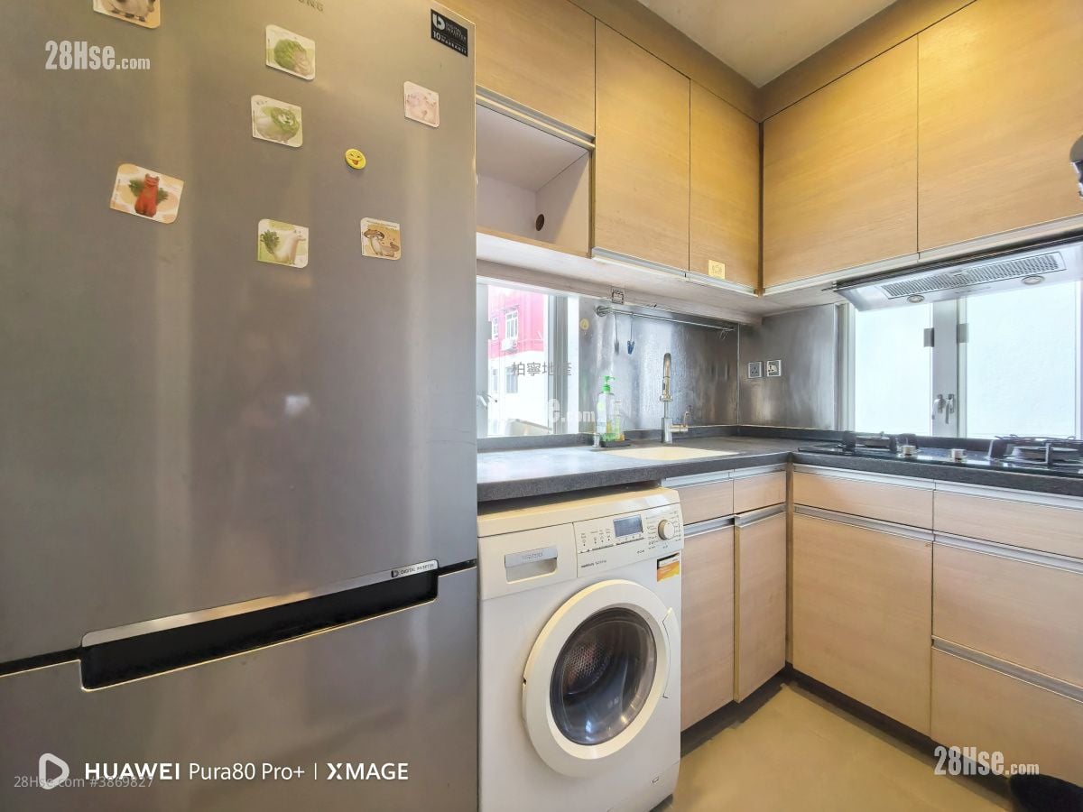 Pearl City Mansion Rental 1 Bedroom , 1 Bathroom 470 ft²