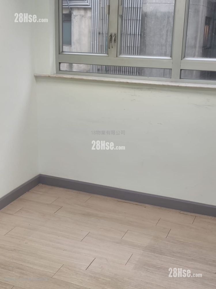 香港工業中心 租盤 5+ 房 , 2 廁所