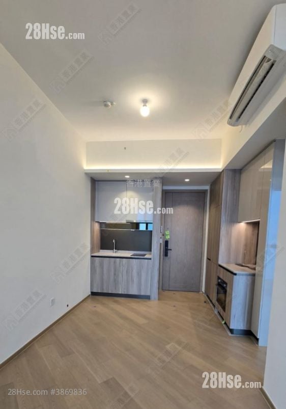 Villa Garda Ii Rental 2 Bedrooms , 1 Bathroom 451 ft²