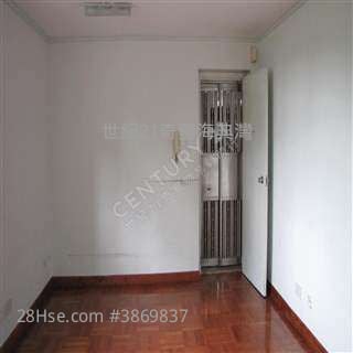 Saddle Ridge Garden Sell 2 Bedrooms , 1 Bathroom 482 ft²