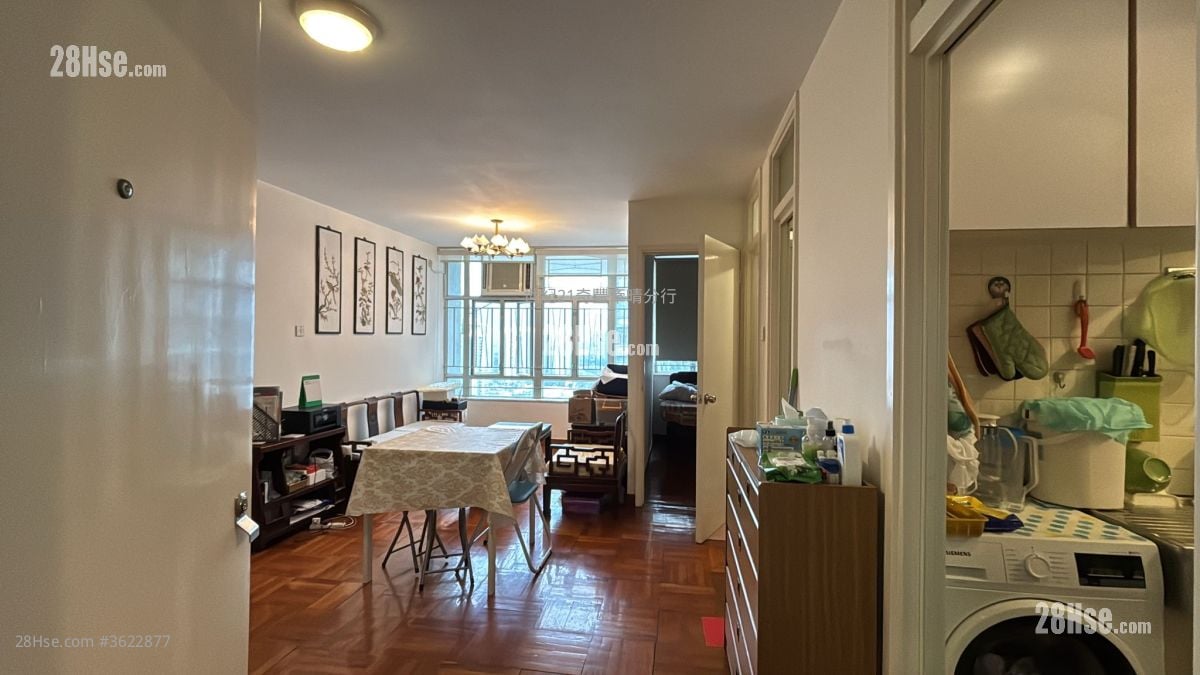 Ka Shing Court Sell 3 Bedrooms , 1 Bathroom 603 ft²