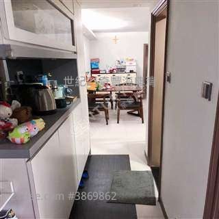 Kam Lung Court Sell 3 Bedrooms , 1 Bathroom 554 ft²