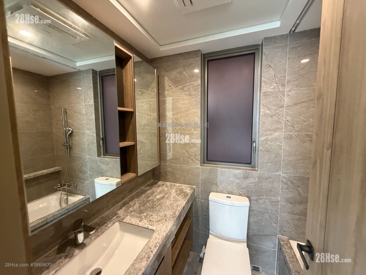 Centra Horizon Rental 3 Bedrooms , 2 Bathrooms 1,038 ft²