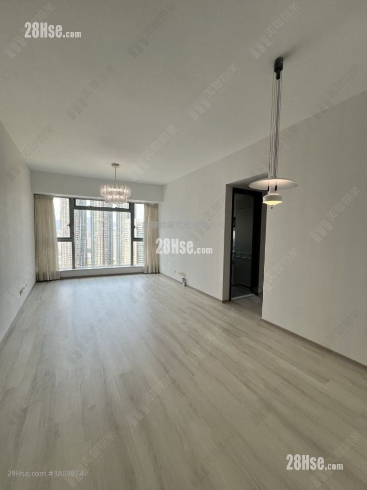 The Harbourside Rental 2 Bedrooms , 2 Bathrooms 743 ft²