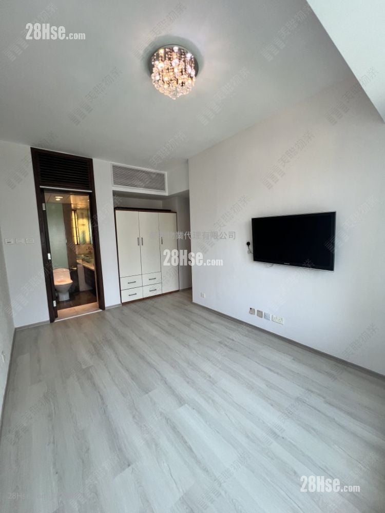 The Harbourside Rental 2 Bedrooms , 2 Bathrooms 743 ft²