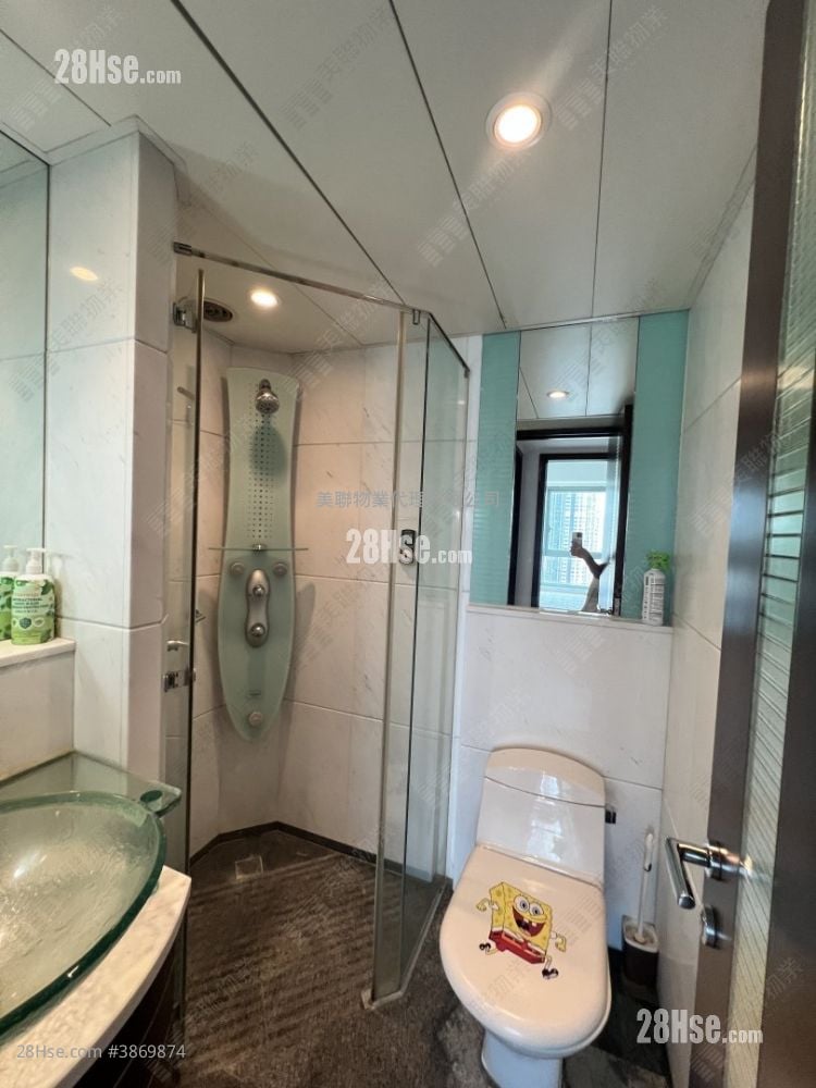 The Harbourside Rental 2 Bedrooms , 2 Bathrooms 743 ft²