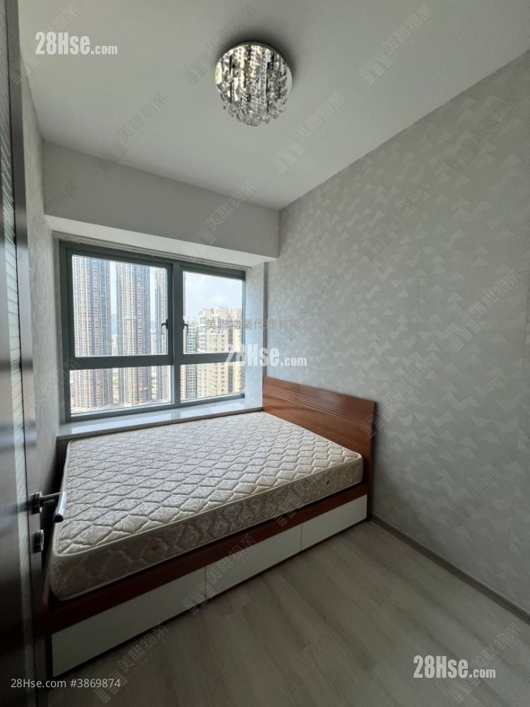 The Harbourside Rental 2 Bedrooms , 2 Bathrooms 743 ft²