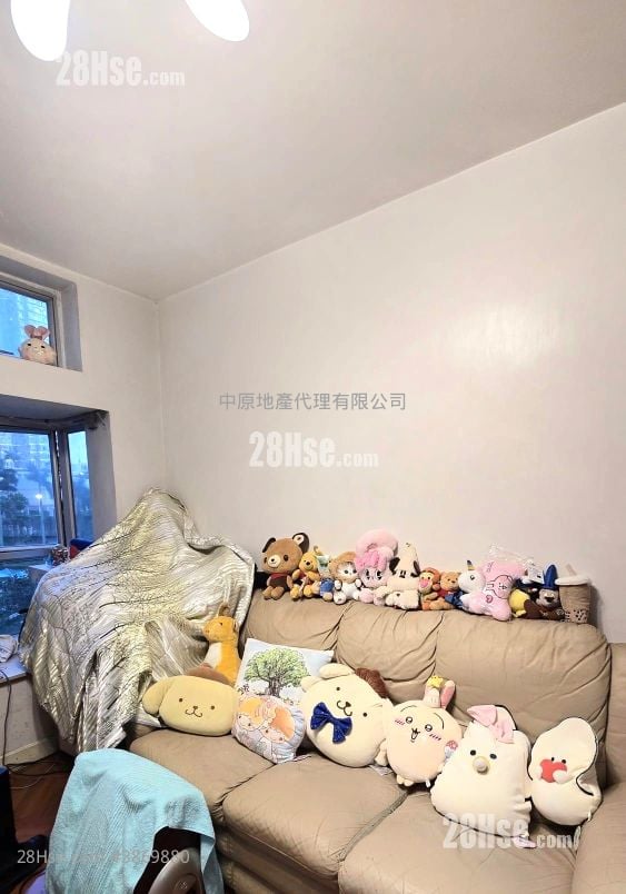 愉景新城 售盘 3 房 , 2 浴室 590 平方尺