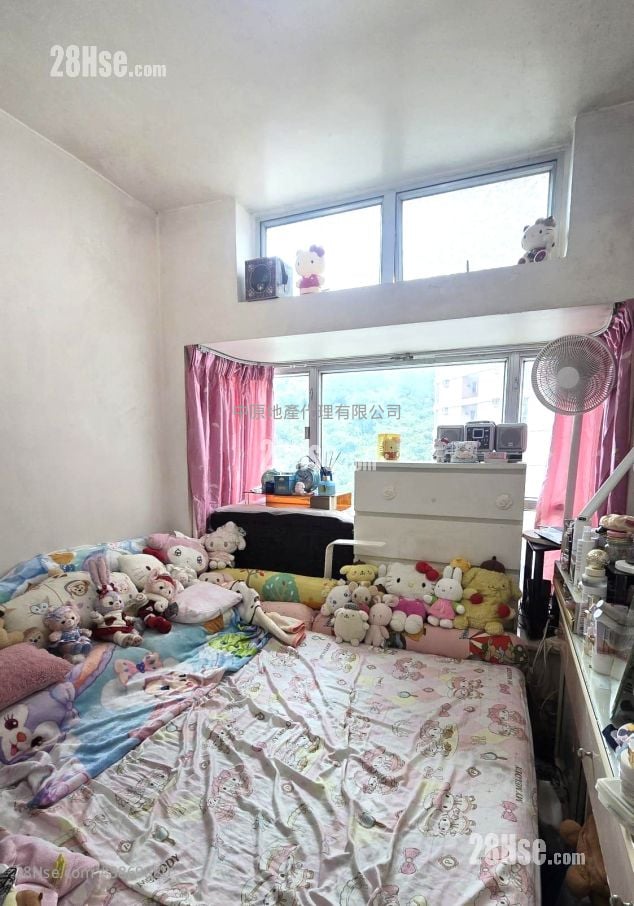 愉景新城 售盘 3 房 , 2 浴室 590 平方尺