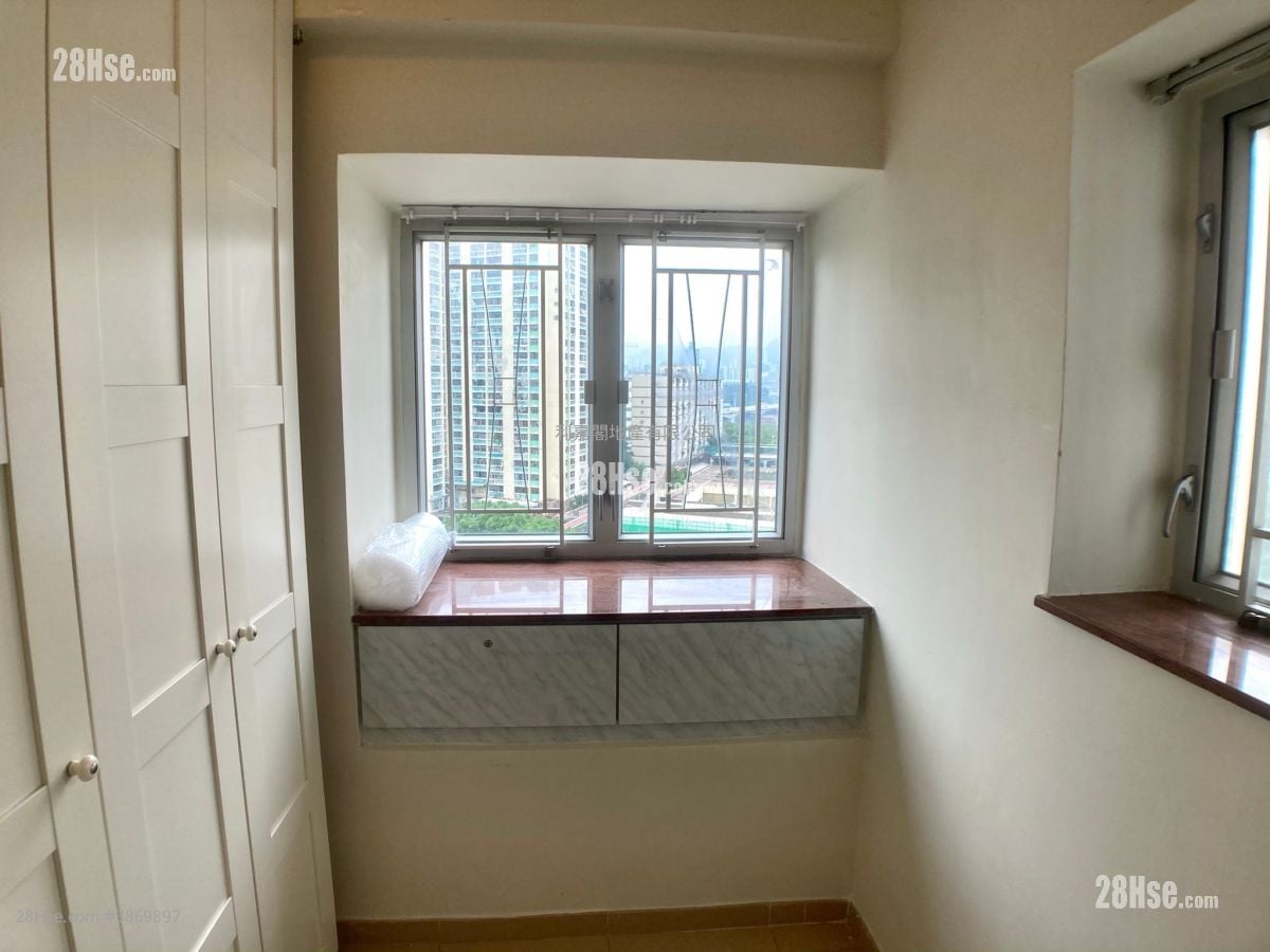 Mayfair Gardens Sell 2 Bedrooms 329 ft²