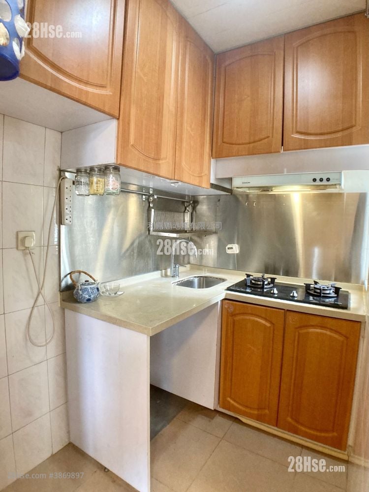 Mayfair Gardens Sell 2 Bedrooms 329 ft²