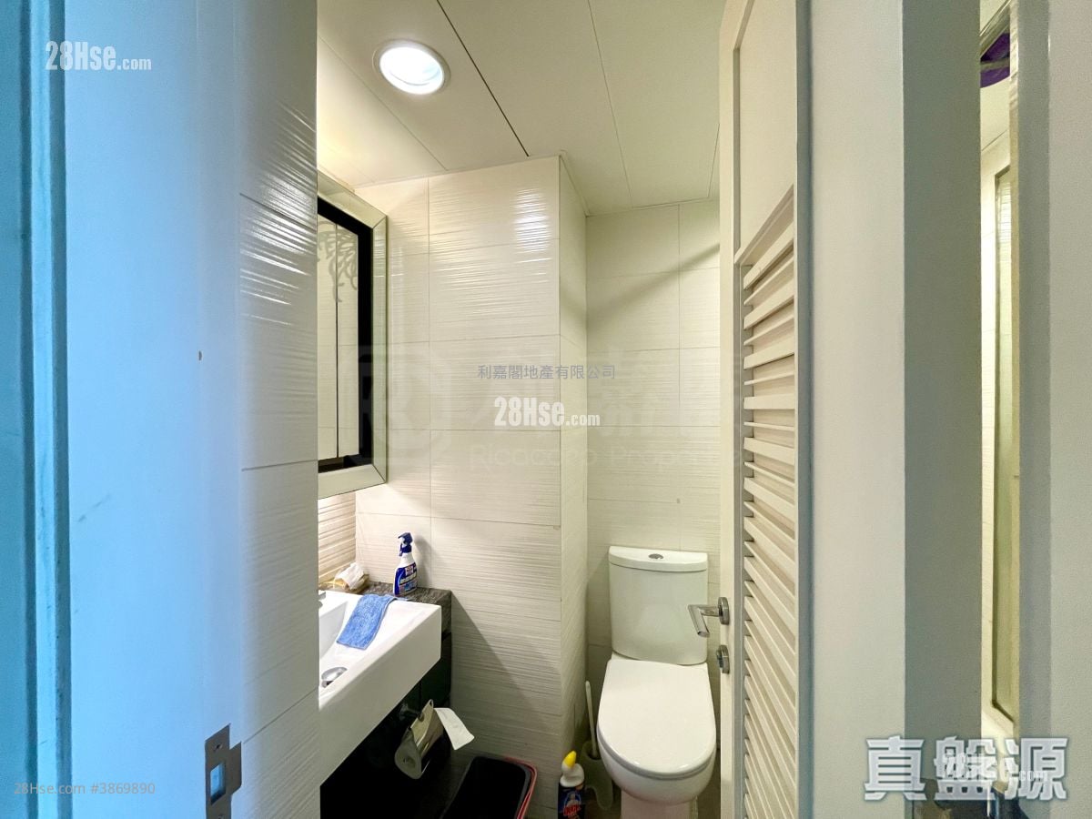 The Beaumount Sell 2 Bedrooms 499 ft²