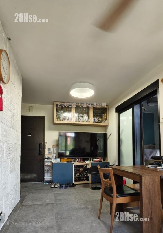Ka Shun Court Sell 1 Bedroom , 1 Bathroom 445 ft²