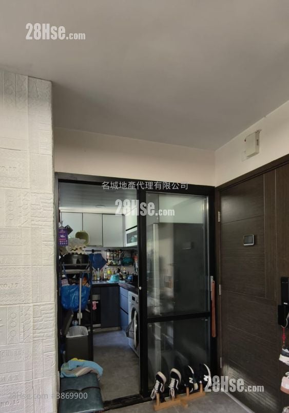 Ka Shun Court Sell 1 Bedroom , 1 Bathroom 445 ft²