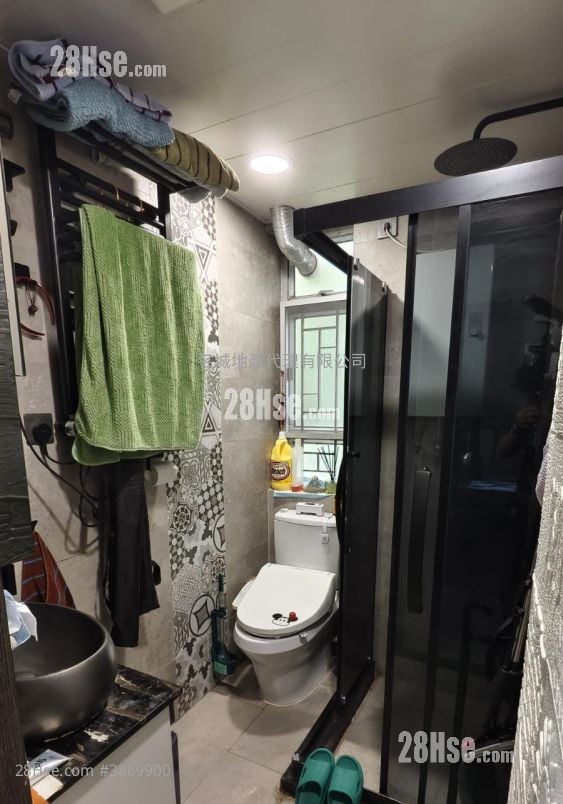 Ka Shun Court Sell 1 Bedroom , 1 Bathroom 445 ft²