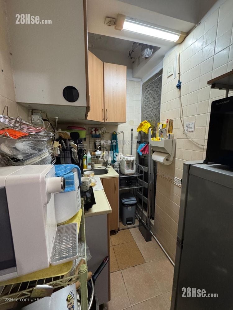 Tsuen Tak Garden Sell 2 Bedrooms , 1 Bathroom 287 ft²