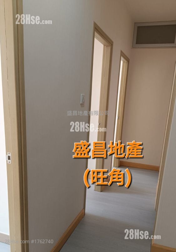 翠园大楼 售盘 5+ 房 , 2 浴室 589 平方尺