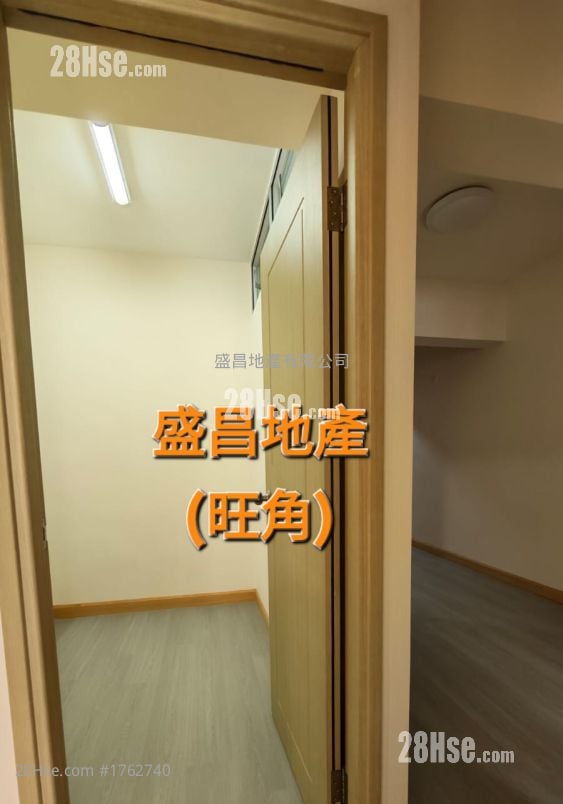 翠园大楼 售盘 5+ 房 , 2 浴室 589 平方尺