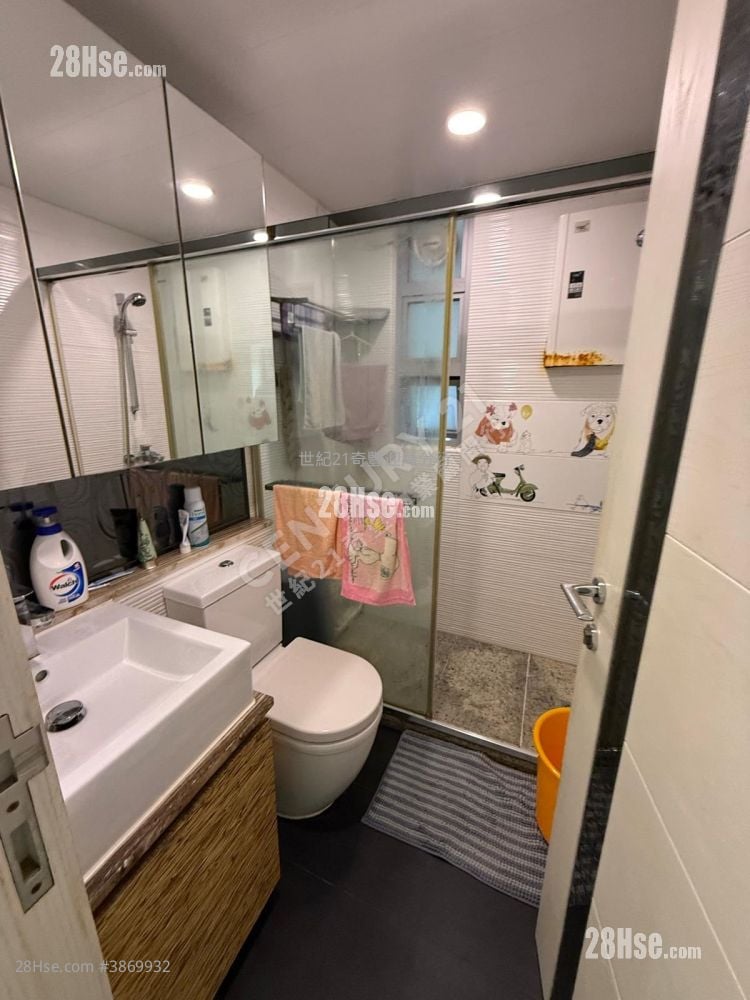 Garden Vista Sell 3 Bedrooms , 2 Bathrooms 694 ft²