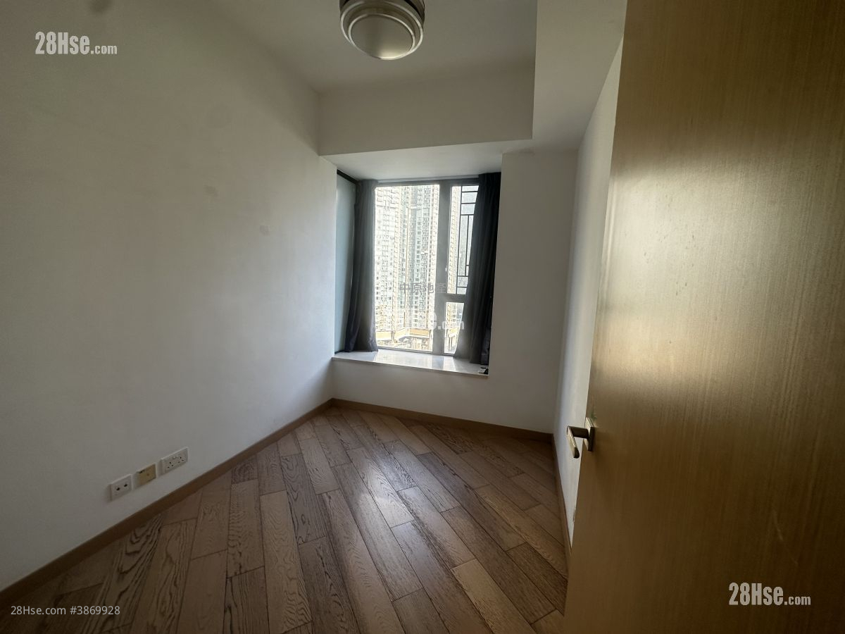 The Visionary Sell 2 Bedrooms 671 ft²