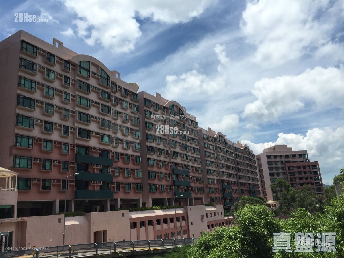 晓翠山庄 售盘 3 房 , 2 浴室 817 平方尺