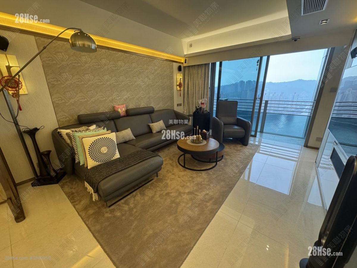 Ocean Pride Sell 4 Bedrooms , 3 Bathrooms 1,163 ft²
