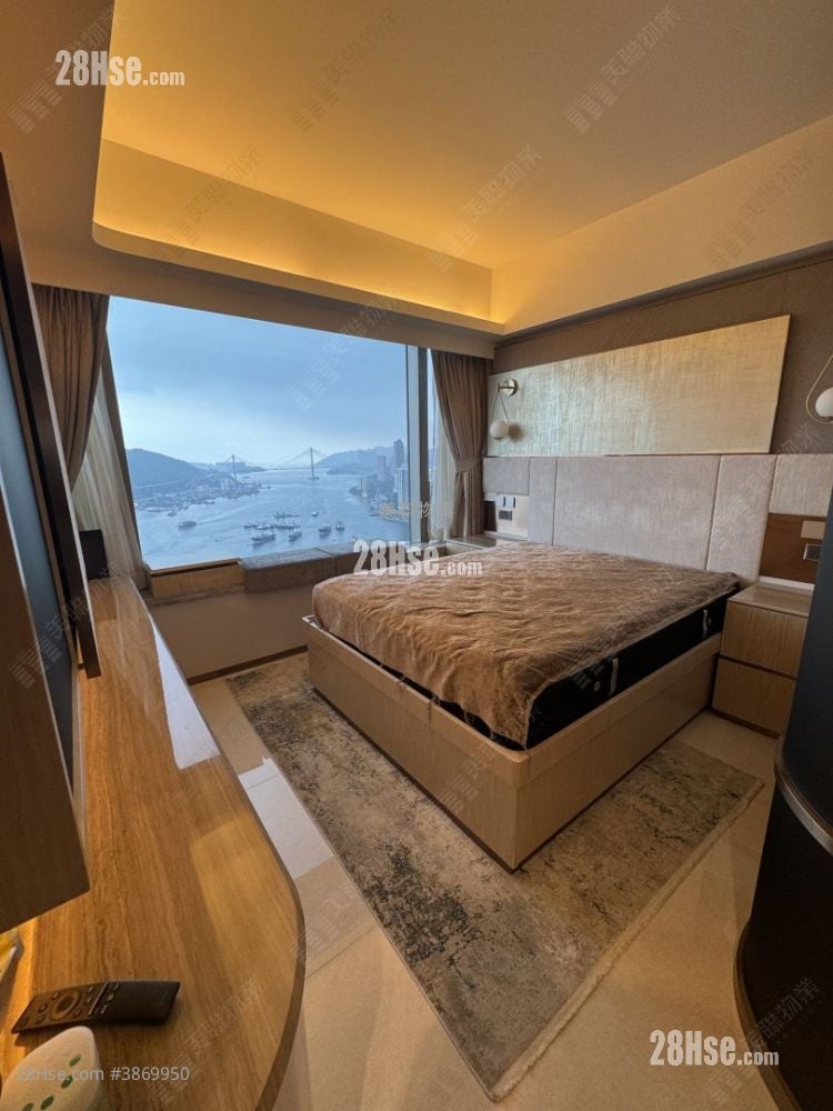Ocean Pride Sell 4 Bedrooms , 3 Bathrooms 1,163 ft²