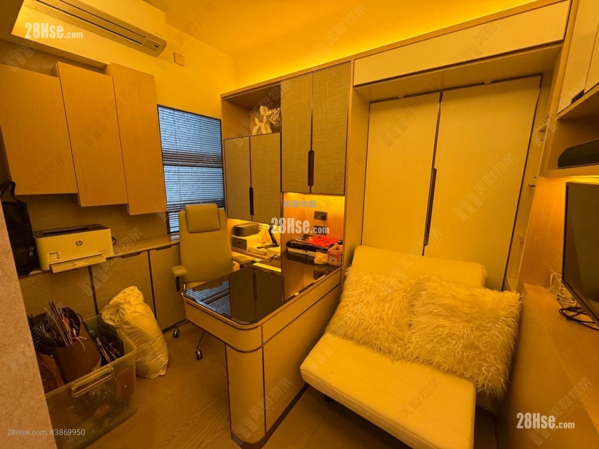 Ocean Pride Sell 4 Bedrooms , 3 Bathrooms 1,163 ft²
