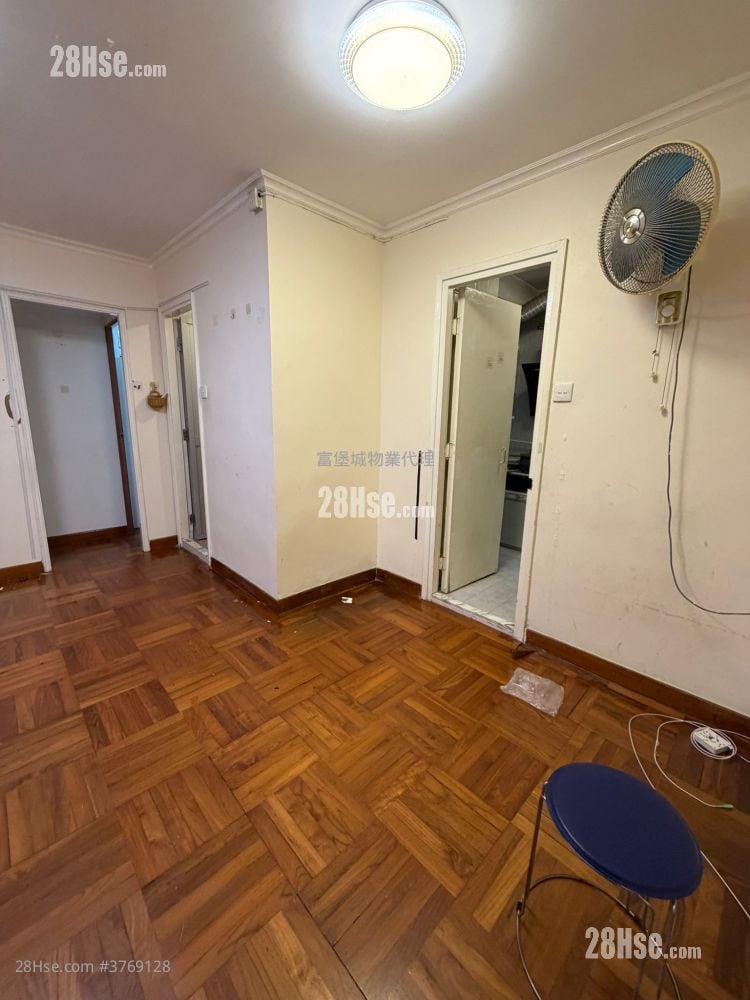 Kwong Yuen Estate Rental 2 Bedrooms , 1 Bathroom 376 ft²