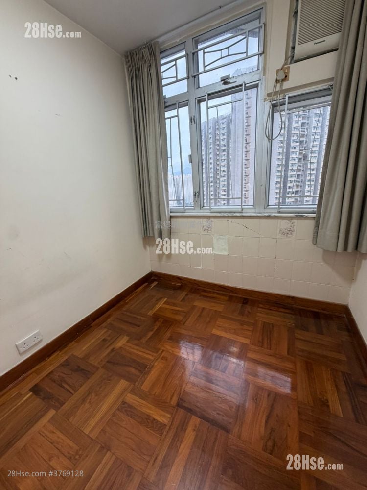 Kwong Yuen Estate Rental 2 Bedrooms , 1 Bathroom 376 ft²