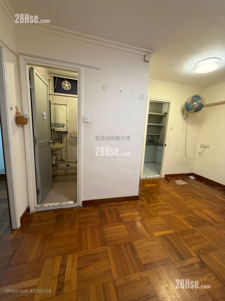 Kwong Yuen Estate Rental 2 Bedrooms , 1 Bathroom 376 ft²